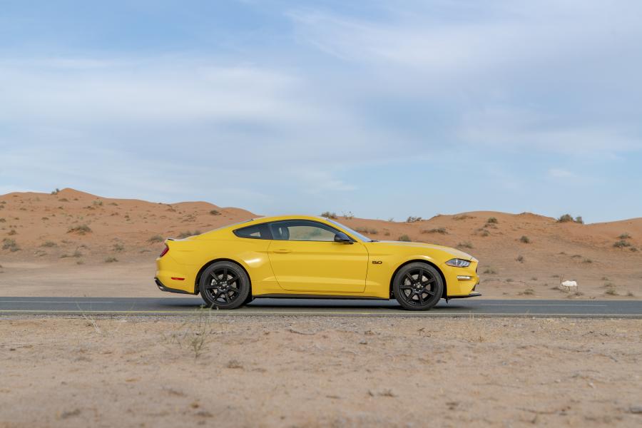  Ford Mustang GT Fastback 2018 года  (UAE) (фото 12 из 40)